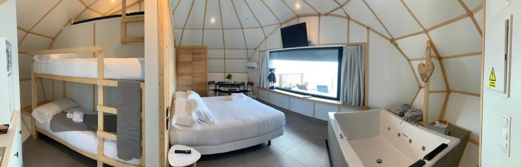 Glamping Do Mar Hotel Baiona Ngoại thất bức ảnh